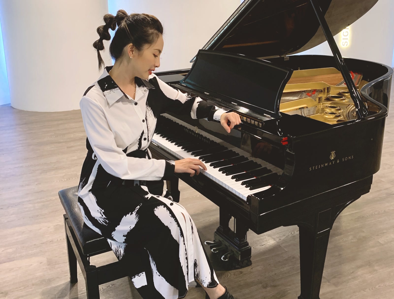 Yuki 老師演出 / 教學側拍